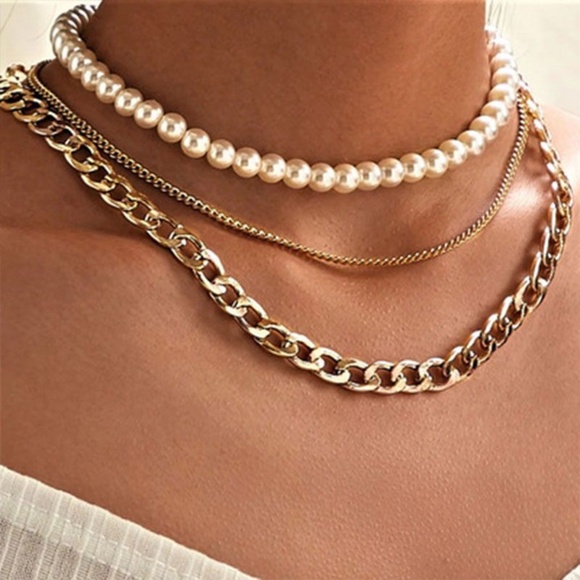 **CLANCY* Gold x Pearl Fashion Layered Necklace - Picture 1 of 8